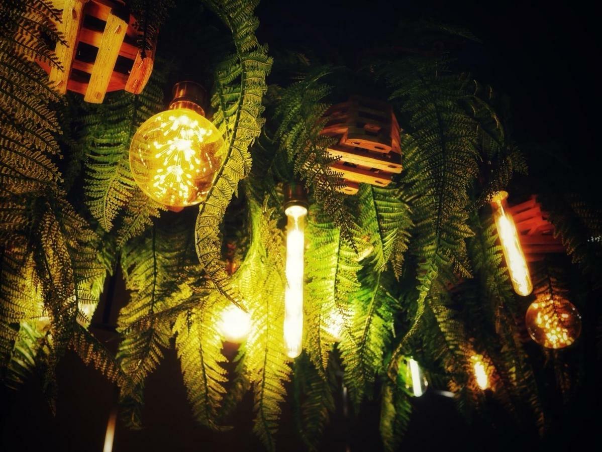 Forrest Bangkok Hotel Екстер'єр фото
