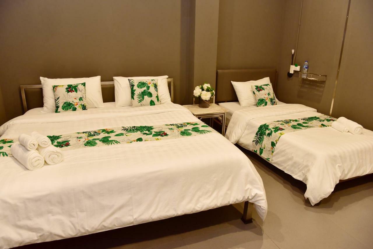 Forrest Bangkok Hotel Екстер'єр фото